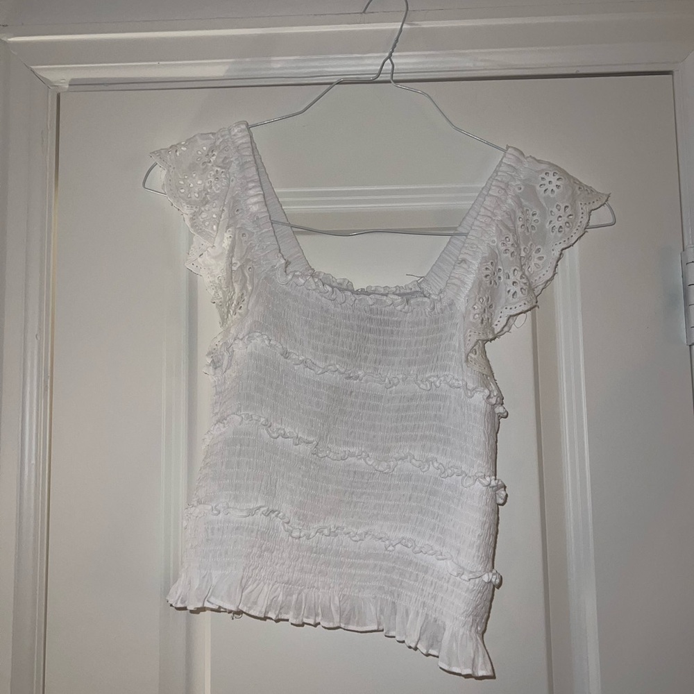 DO+BE White Ruffle Tank